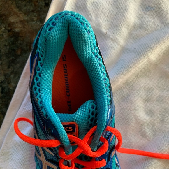 ASICS Gel Cumulus size 7 - Picture 8 of 8